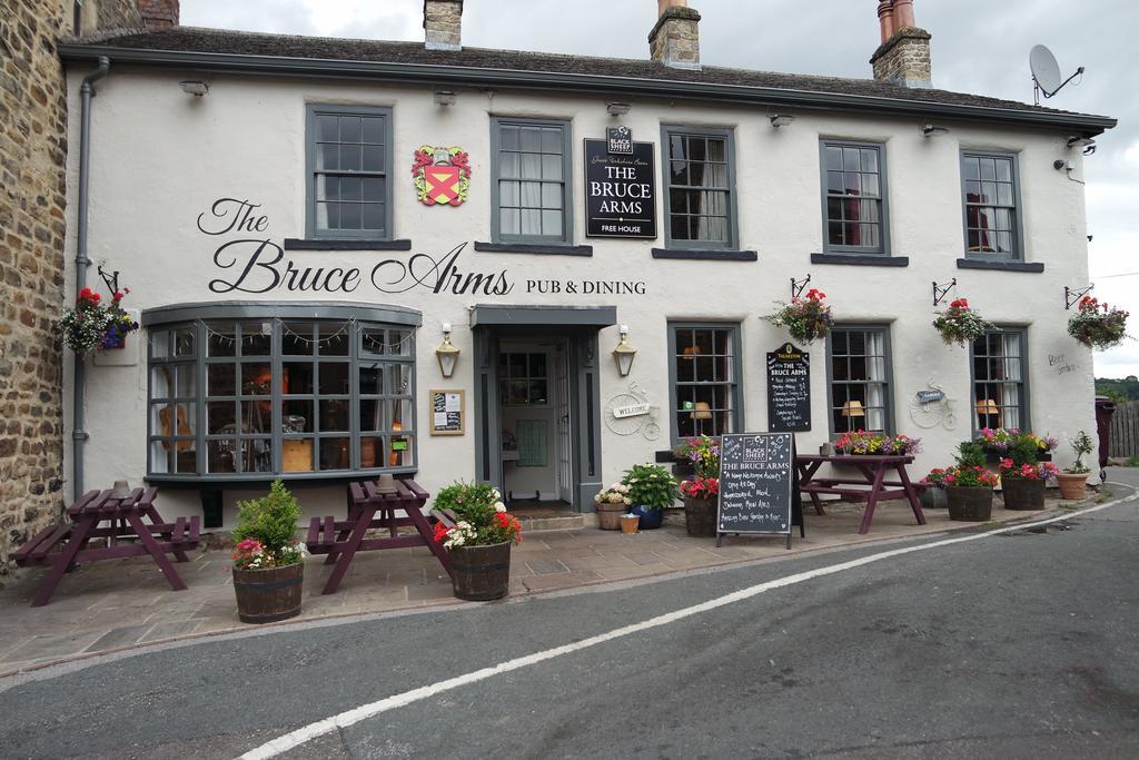 The Bruce Arms Hotel Masham Exterior foto