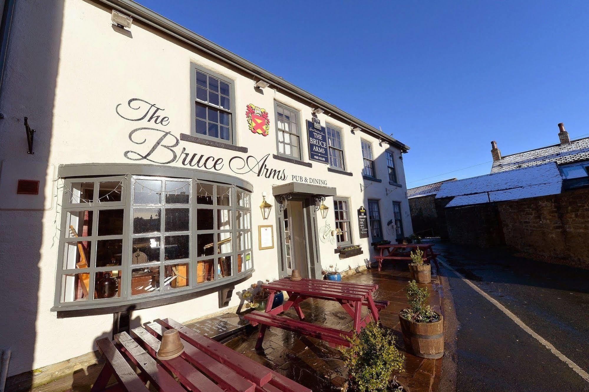 The Bruce Arms Hotel Masham Exterior foto